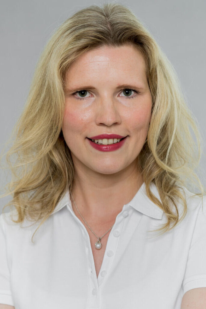 Dr. med. Marie-Theres Menne