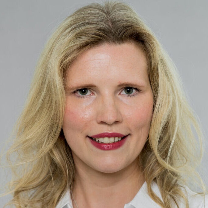 Dr. med. Marie-Theres Menne